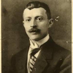 Sidónio Pais no período em que desempenhou funções diplomáticas; foi chefe de missão de 1.ª classe, enviado extraordinário e ministro plenipotenciário em Berlim, entre 1912 e 1916.