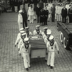 Transladação dos restos mortais de Manuel Teixeira Gomes para Portimão.