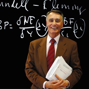 Aníbal Cavaco Silva, docente da Universidade Católica Portuguesa.