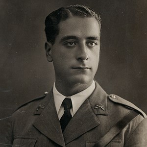 Retrato de Francisco da Costa Gomes, jovem oficial de Cavalaria.