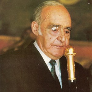 António de Spínola na cerimónia de atribuição do bastão de marechal pelo Presidente da República Mário Soares.