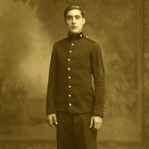 António Sebastião Ribeiro de Spínola, aluno finalista do Colégio Militar.