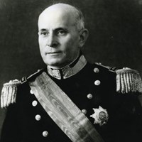 Américo Tomás