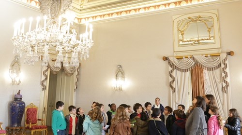 Visita guiada ao Palácio de Belém a grupo de alunos do ensino básico do distrito de Lisboa.