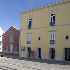 Fachada principal do Palácio da Cidadela, a partir da Praça de Armas.