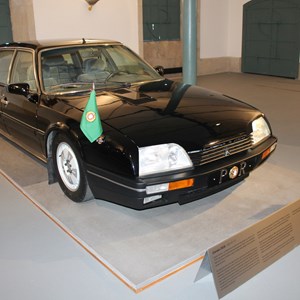 Citroën CX25 Prestige, pertencente à coleção da Presidência da República, em exposição na Alfândega do Porto.