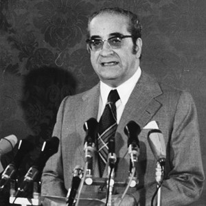 O Presidente da República, Francisco da Costa Gomes, discursando a propósito da realização das eleições para a Assembleia Constituinte, que decorreriam no dia seguinte.