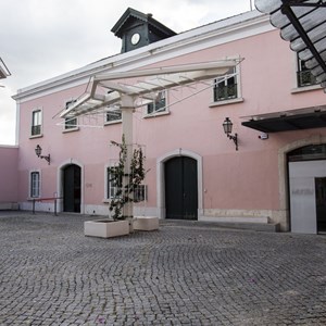 Pátio das Equipagens, espaço por onde se acede à exposição permanente do Museu.