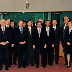 Marcelo Rebelo de Sousa, o quinto a contar da direita, numa cimeira do Partido Popular Europeu.