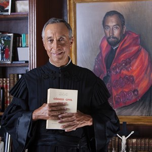 Professor na Faculdade de Direito da Universidade de Lisboa de 1972 a 2016.