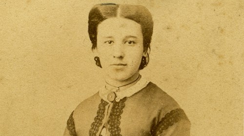 Retrato de Maria do Carmo Xavier Braga.