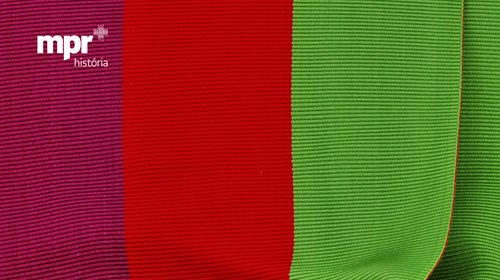 Imagem do número 8 da rúbrica mpr+, com pormenor da fita da Banda das Três Ordens.