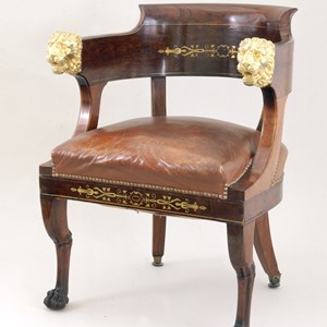 Cadeira dos leões, uma encomenda atribuída ao marceneiro francês P. B. Dejante.