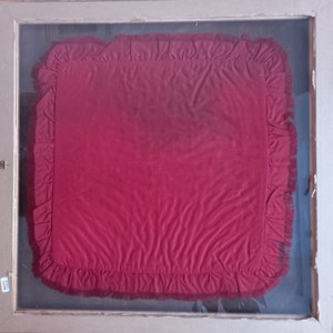 Almofada comemorativa do 1º aniversário da República - verso.