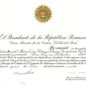 Diploma de concessão da Grã-Cruz com brilhantes da Ordem do Sol do Peru.