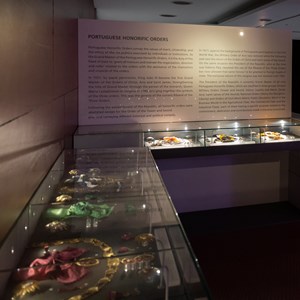 Perspectiva do Núcleo das Ordens Honoríficas nacionais, onde são apresentadas condecorações e um filme com alguns dos cidadãos agraciados pelo Presidente Marcelo Rebelo de Sousa.