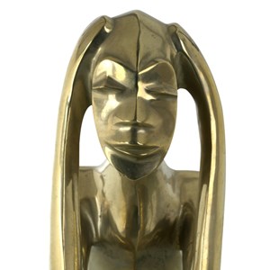 «Pensador», escultura em bronze da autoria de Mpambukidi Nlunfidi, oferecida ao Presidente Aníbal Cavaco Silva, por ocasião da visita de Estado a Angola, em julho de 2010.