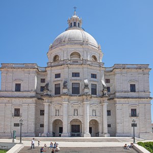 Panteão Nacional – Igreja de Santa Engrácia, onde se encontram os restos mortais dos Presidentes Manuel de Arriaga, Teófilo Braga, Sidónio Pais e Óscar Carmona.