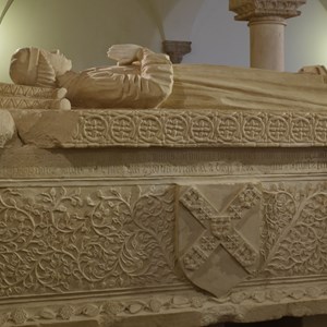 Túmulo de D. Afonso de Portugal, 4.º conde de Ourém e 1.º marquês de Valença, bisavô de D. Manuel de Portugal.