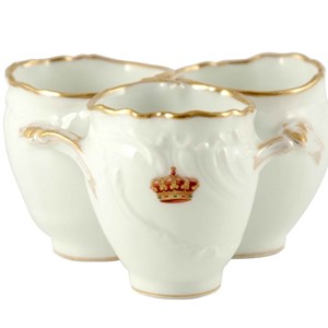 Cremeiras do serviço de Limoges fabricado pela casa Havilland & Co. Nas cremeiras serviam-se diferentes géneros de leite, natas, cremes.