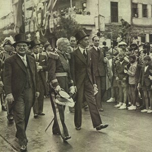 O Presidente Óscar Carmona em Lourenço Marques (atual Maputo), durante a visita do Chefe do Estado a Moçambique.
