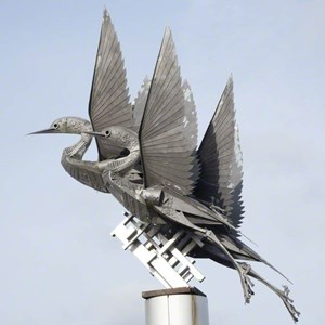 «Take Off», escultura de Walenty Pytel (1985).