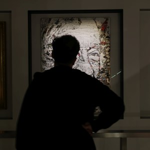 O retrato oficial de Marcelo Rebelo de Sousa e o seu criador, Alexandre Farto.