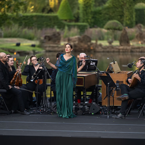 A soprano portuguesa Ana Vieira Leite interpretando Belinda, da ópera «Dido e Eneias», de Purcell.