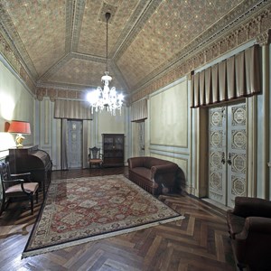 Sala Árabe antes da reabilitação de 2011.